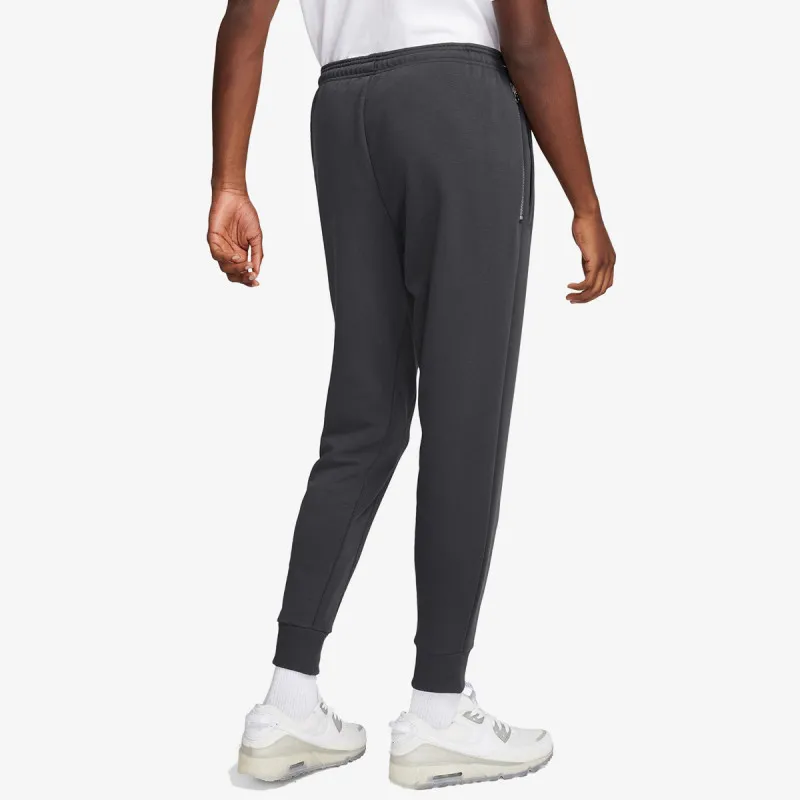 Nike Liverpool F.C. Standard Issue Third 