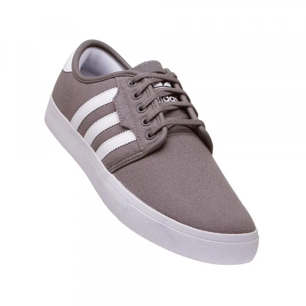 adidas SEELEY 
