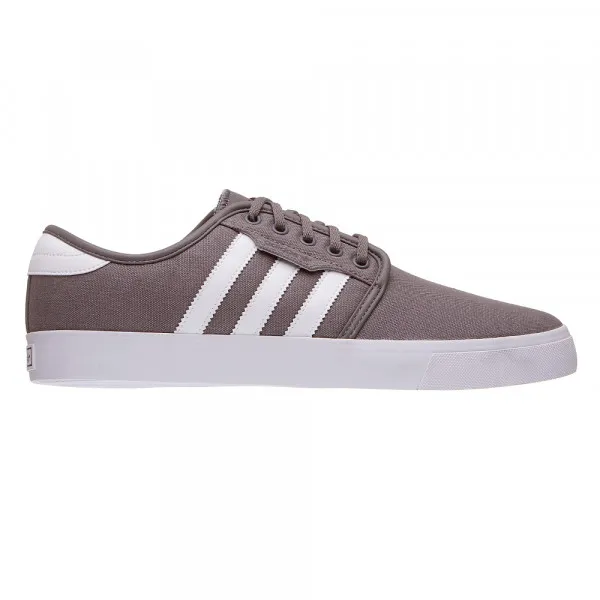 adidas SEELEY 