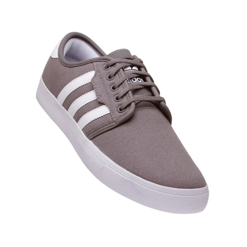 adidas SEELEY 
