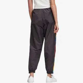 adidas TRACKPANTS 