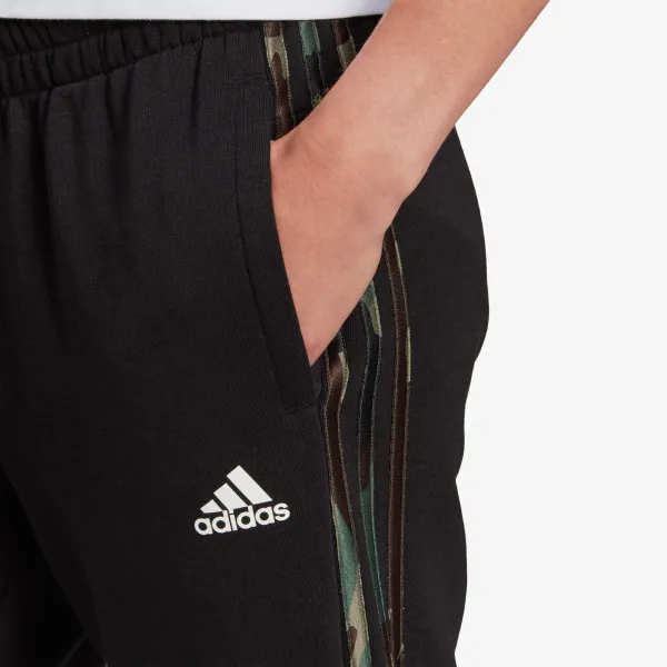 adidas Hlače ESSENTIALS CAMOUFLAGE 3-STRIPES 