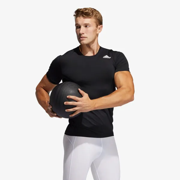 adidas T-shirt TECHFIT COMPRESSION 