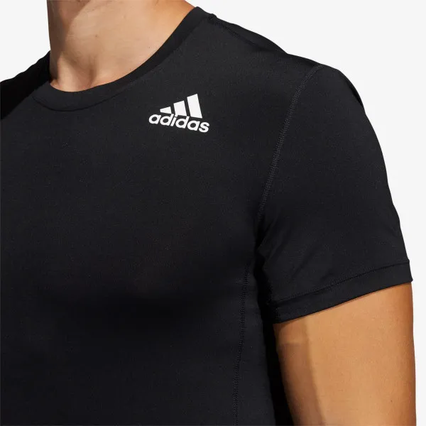 adidas T-shirt TECHFIT COMPRESSION 