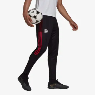 adidas MANCHESTER UNITED 21/22 