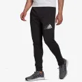 adidas ESSENTIALS 