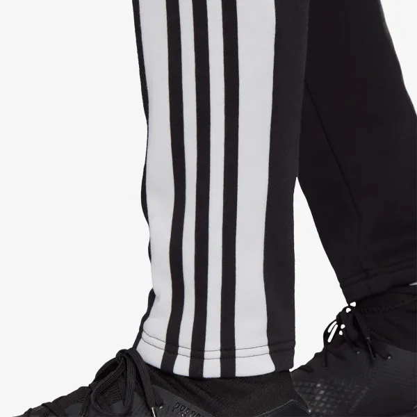 adidas SQ21 SW PNT 