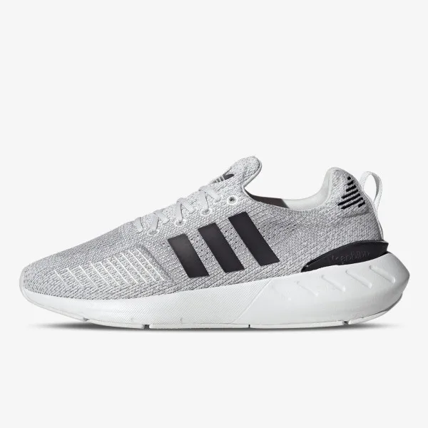 adidas SWIFT RUN 22 W 