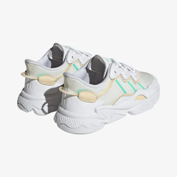 adidas OZWEEGO 