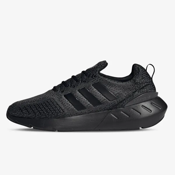 adidas SWIFT RUN 22