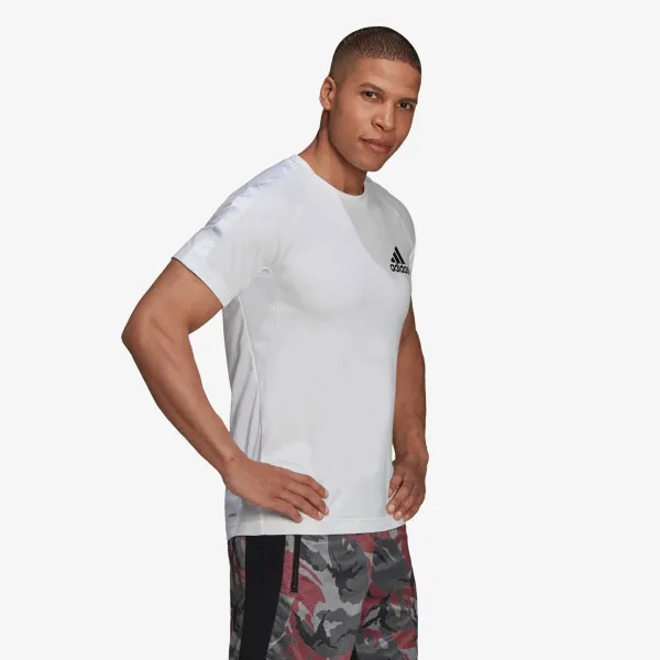 adidas T-shirt DESIGNED TO MOVE MOTION 