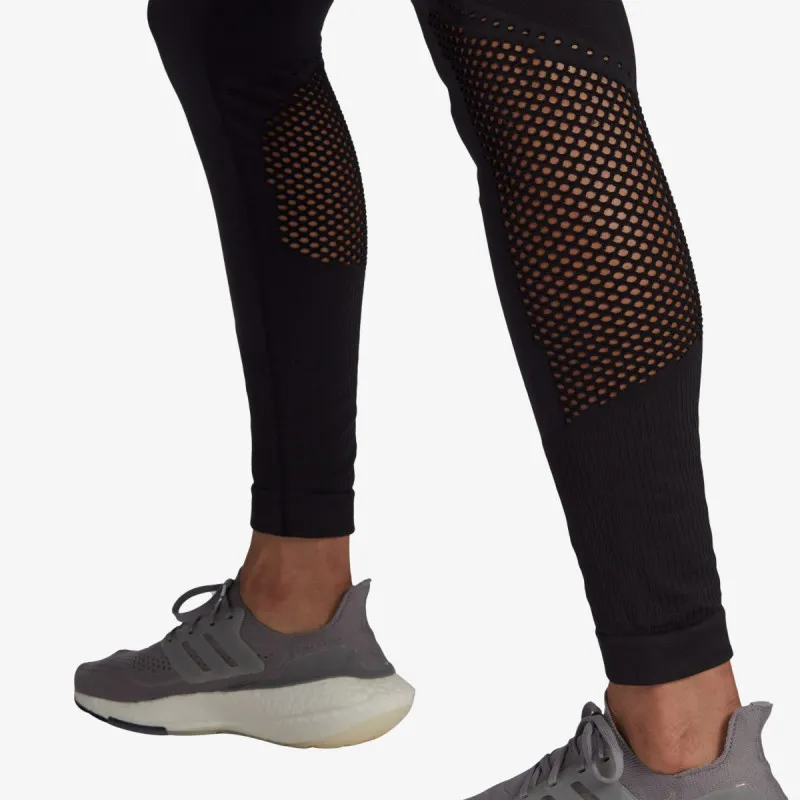 adidas AEROKNIT 