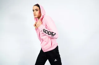 adidas ESSENTIALS 