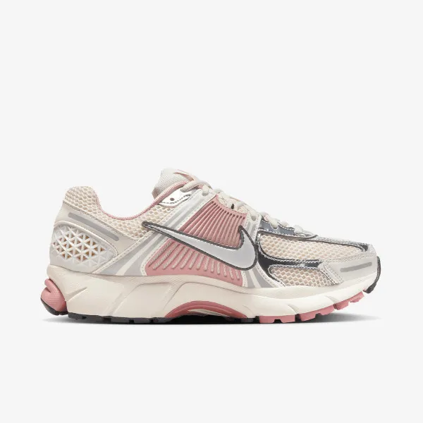 Nike Vomero 5 