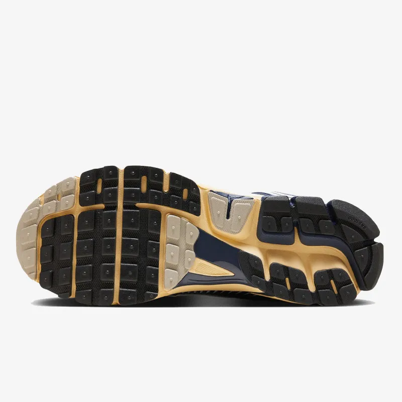 Nike NIKE ZOOM VOMERO 5 NCPS 