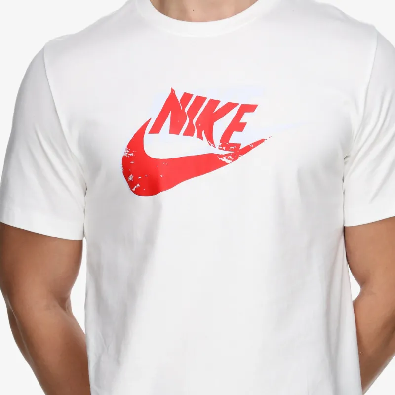 Nike Sportswear 
