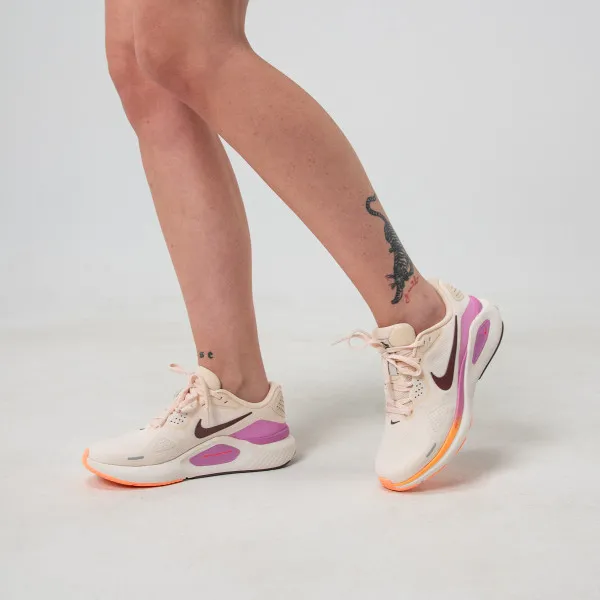 Nike Structure 26 
