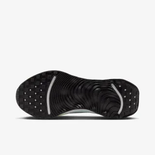 Nike Motiva 