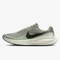 Nike NIKE REVOLUTION 8 