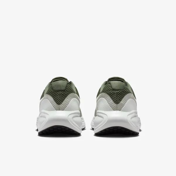 Nike NIKE REVOLUTION 8 