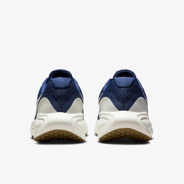 Nike NIKE REVOLUTION 8 