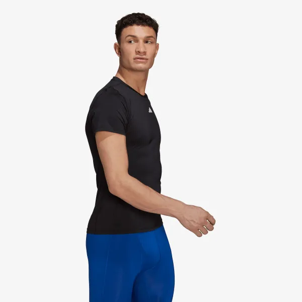 adidas T-shirt Techfit 