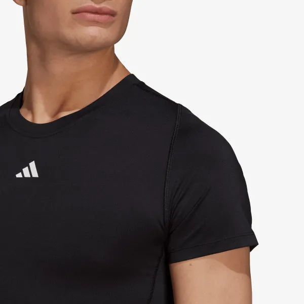 adidas T-shirt Techfit 