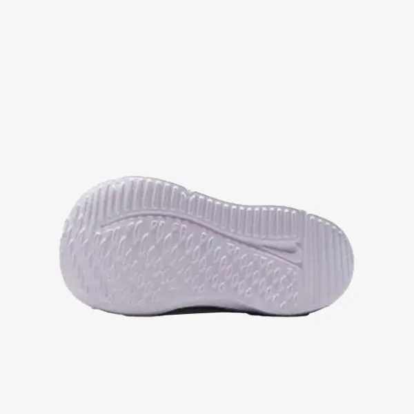 Nike Cosmic Runner 