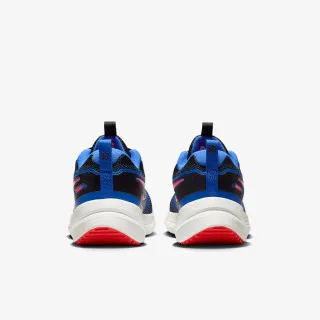 Nike Cosmic Runner 
