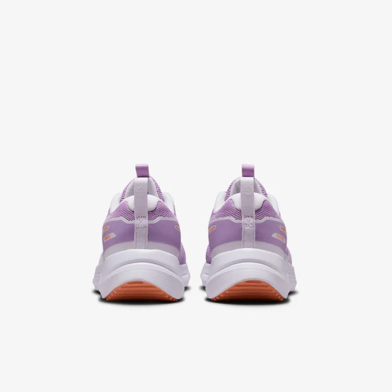 Nike Cosmic Runner 