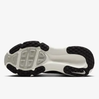 Nike NIKE VOMERO 18 