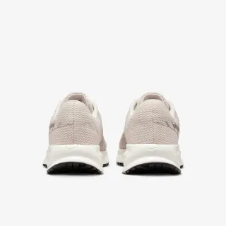 Nike Run Defy 