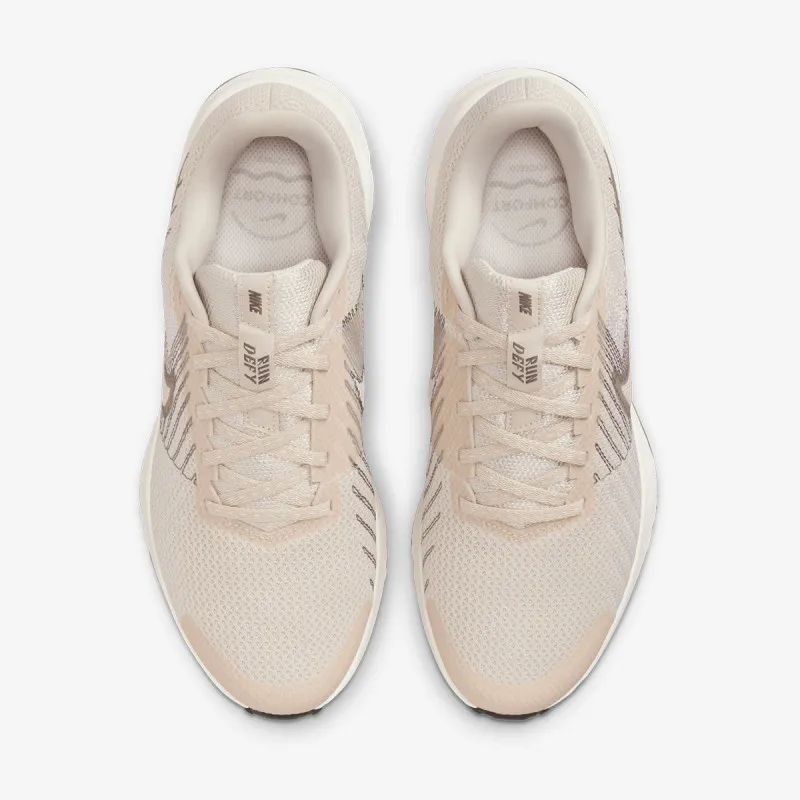Nike Run Defy 