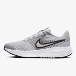 Nike Run Defy 