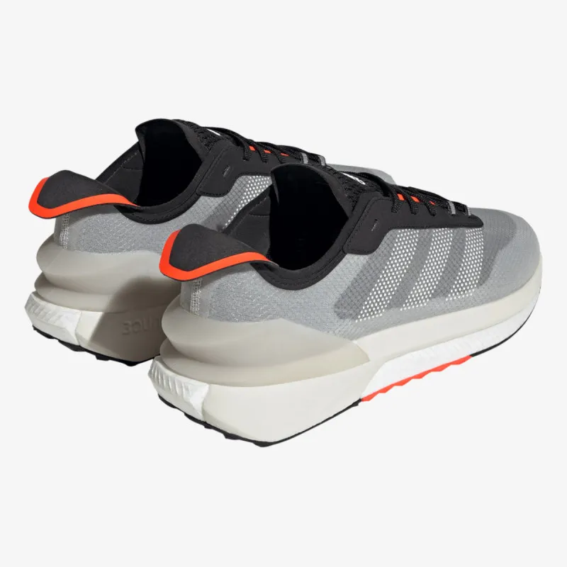 adidas AVRYN 