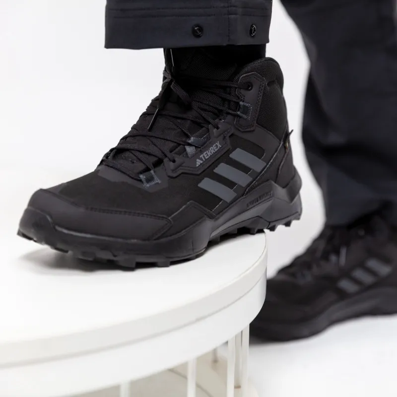 adidas Terrex Ax4 