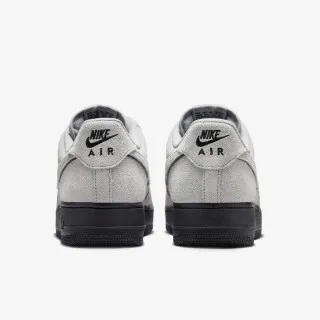 Nike AIR FORCE 1 '07 LV8 