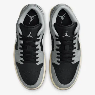Nike Air Jordan 1 Low SE 