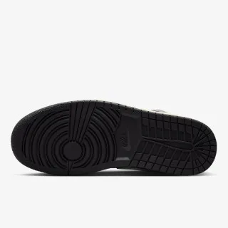 Nike Air Jordan 1 Low SE 