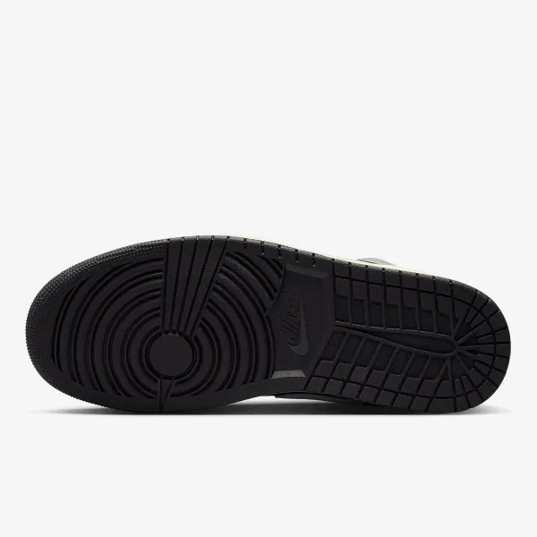 Nike Air Jordan 1 Low SE 