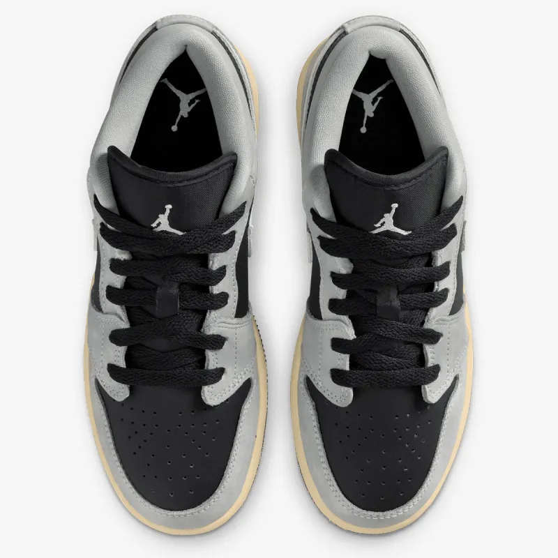 Nike AIR JORDAN 1 LOW SE BG 