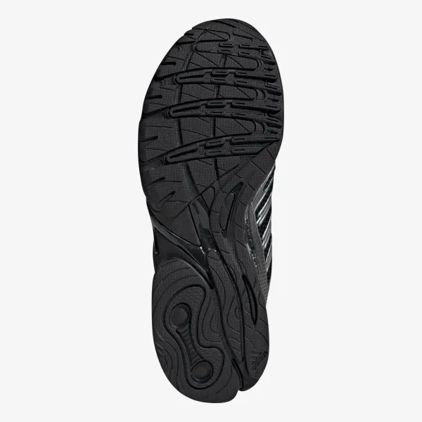 adidas ADISTAR CONTROL 3 
