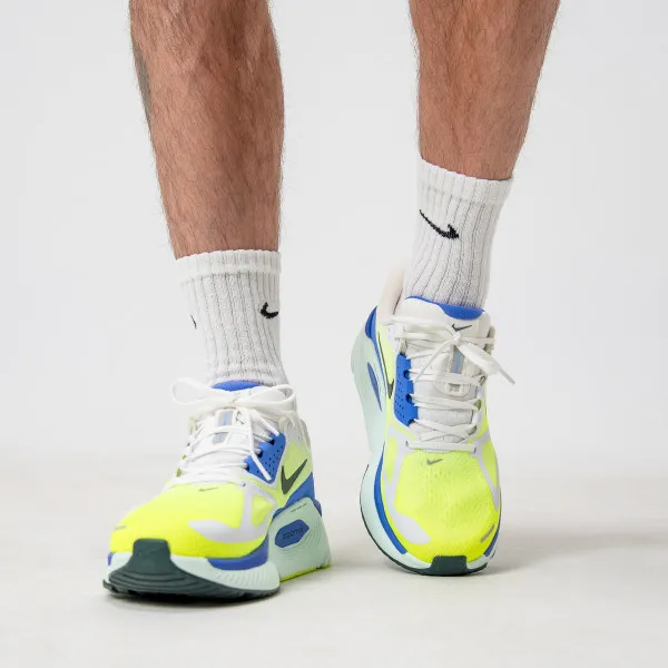 Nike Structure Plus 