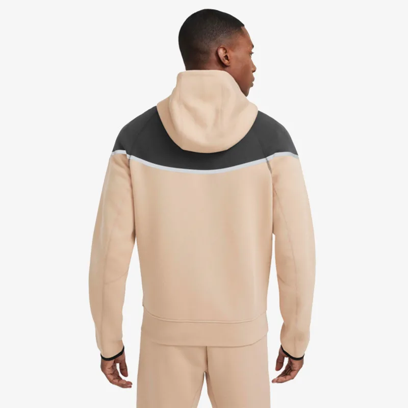 Nike Tech Windrunner 