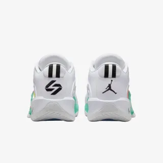 Nike JORDAN LUKA 3 