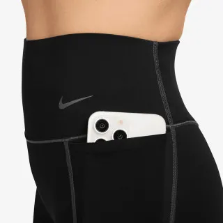 Nike Universa 