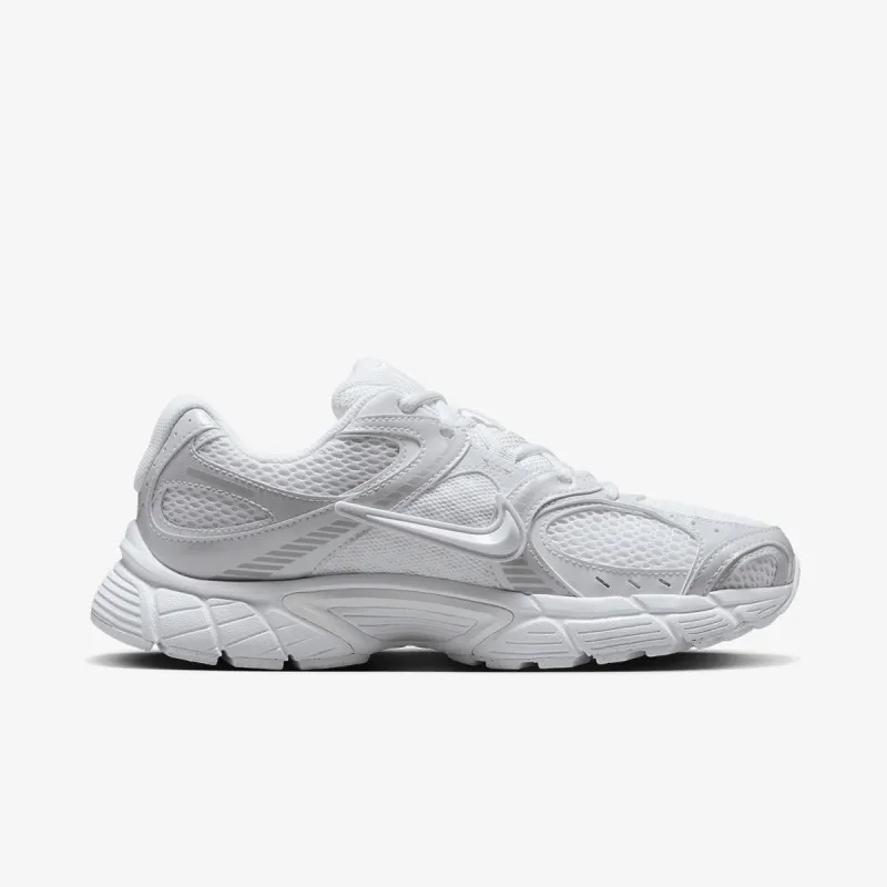 Nike Tenisice W NIKE V5 RNR 