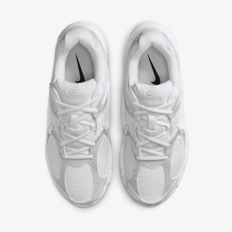 Nike Tenisice W NIKE V5 RNR 