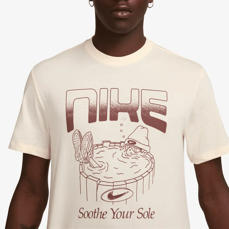 Nike U NSW TEE OC FB GFX BRNDRD 