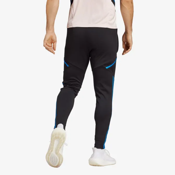 adidas HLAČE Manchester United Condivo 22 